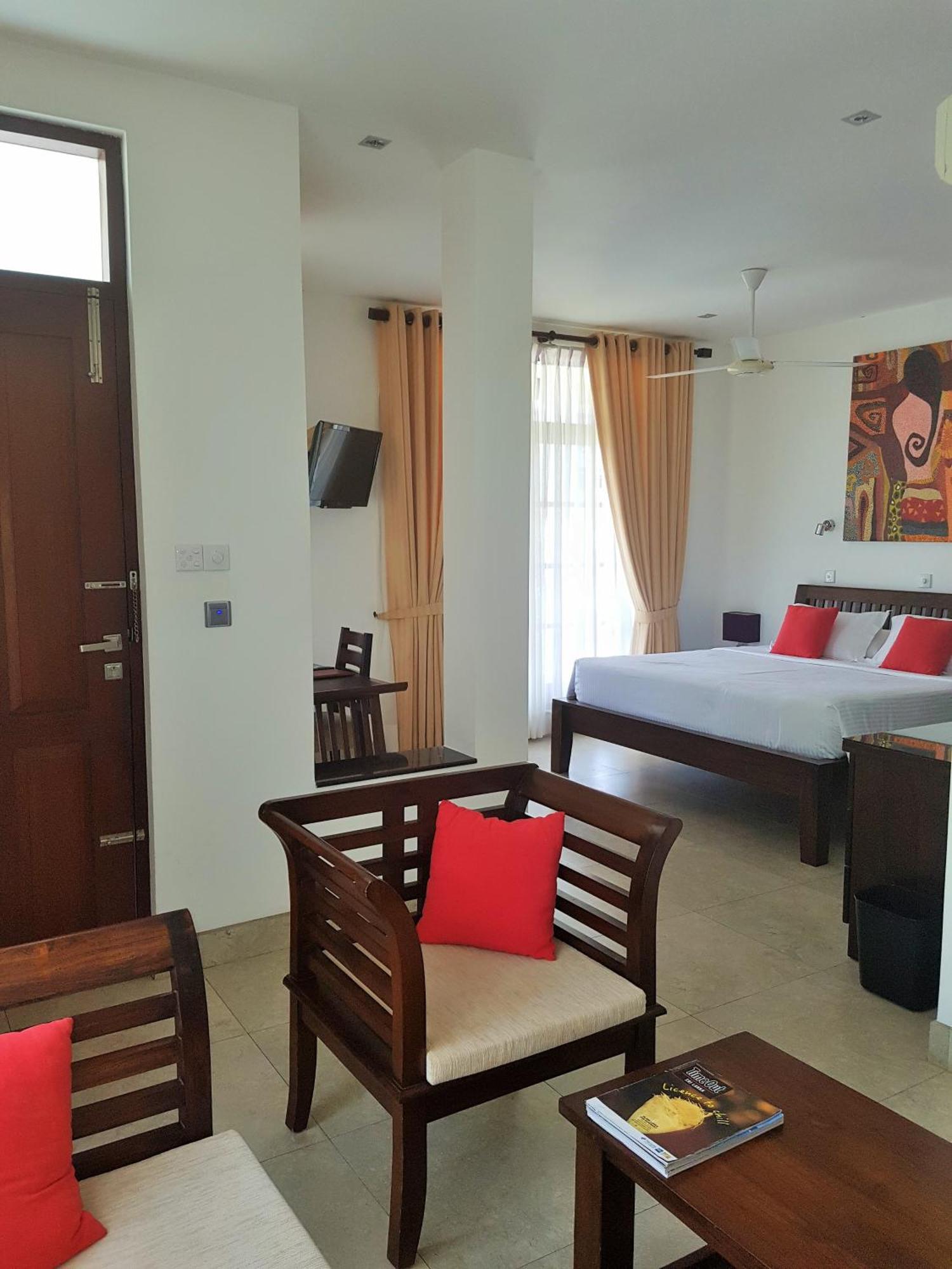 Imagine Villa Hotel Mirissa Bagian luar foto